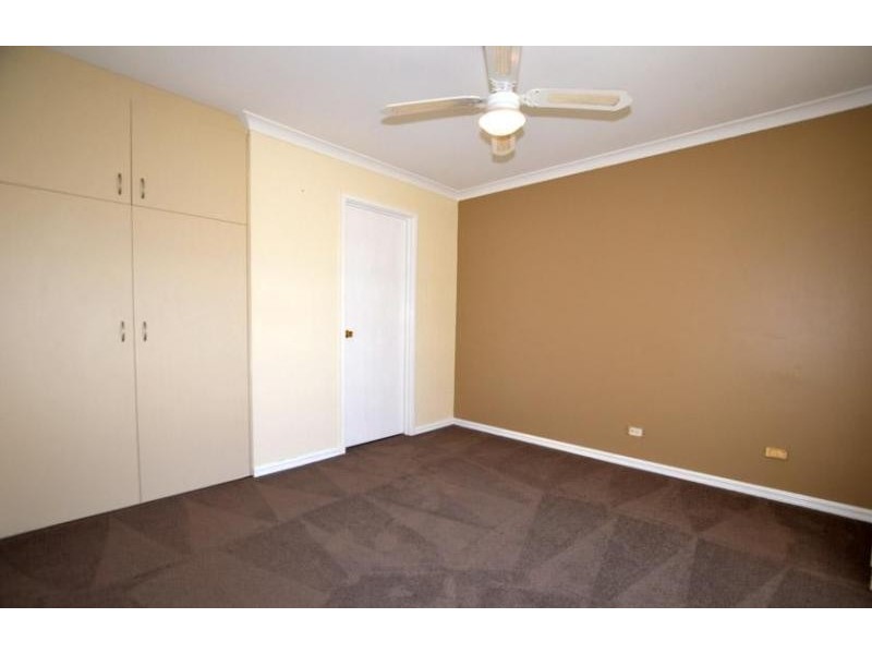 14 Carakine Grove, Thornlie WA 6108