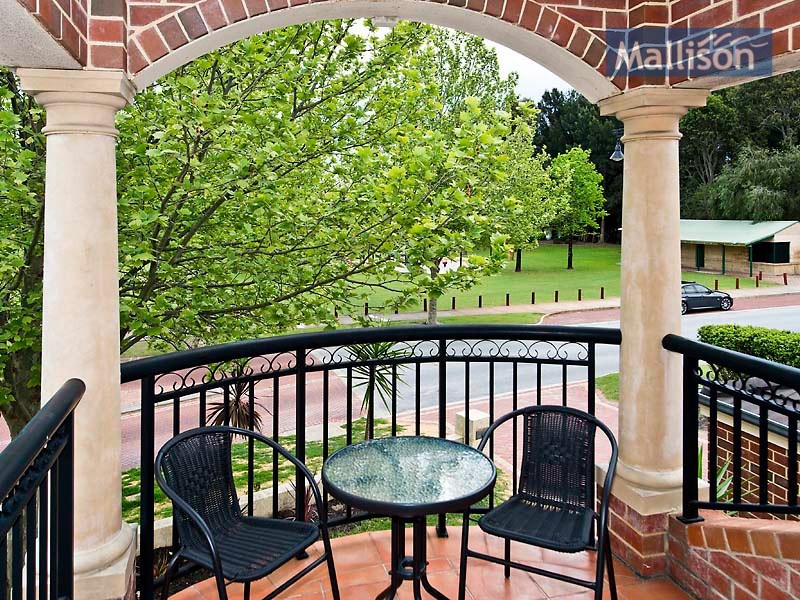 46 Alexandria Blvd, Canning Vale WA 6155