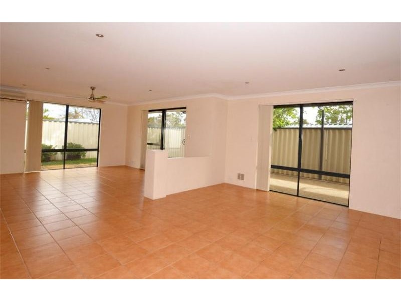 a/43 Milroy Street, Willagee WA 6156