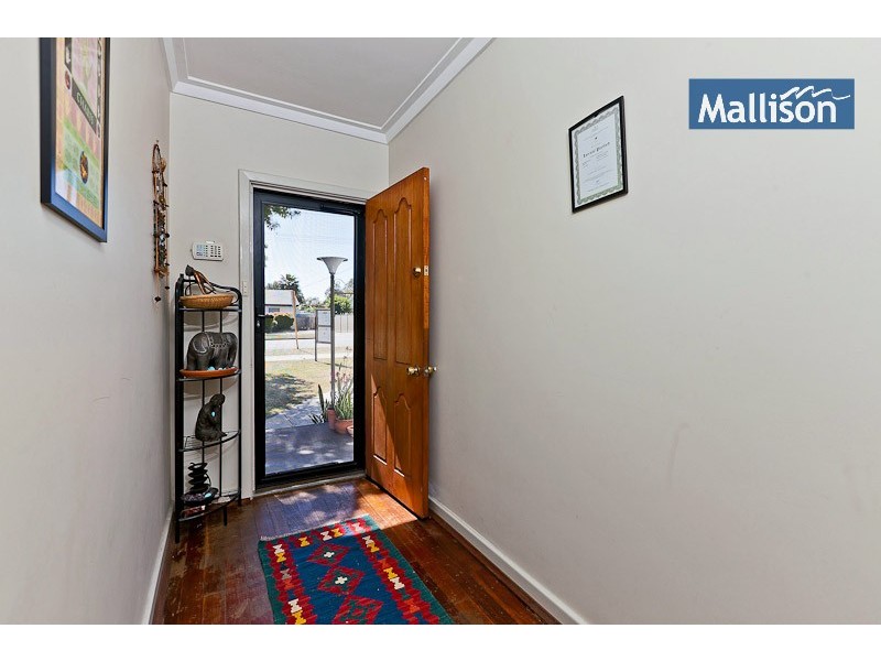 34 Yale Road, Thornlie WA 6108