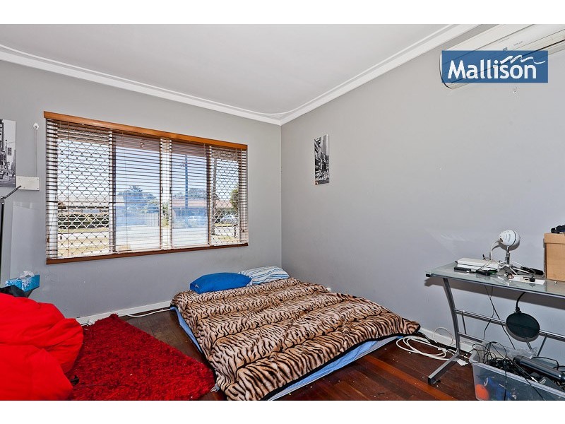 34 Yale Road, Thornlie WA 6108
