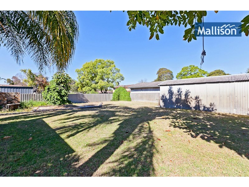 34 Yale Road, Thornlie WA 6108