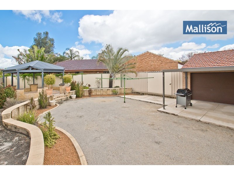 18 Ambassador Court, Thornlie WA 6108