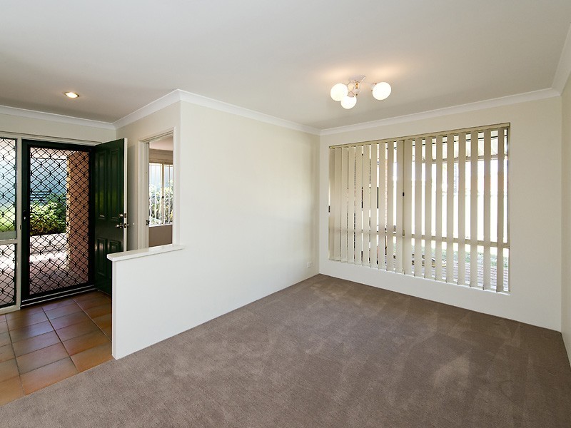 33 Treetop Circle, Canning Vale WA 6155