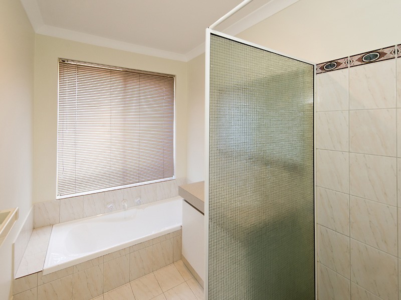 33 Treetop Circle, Canning Vale WA 6155