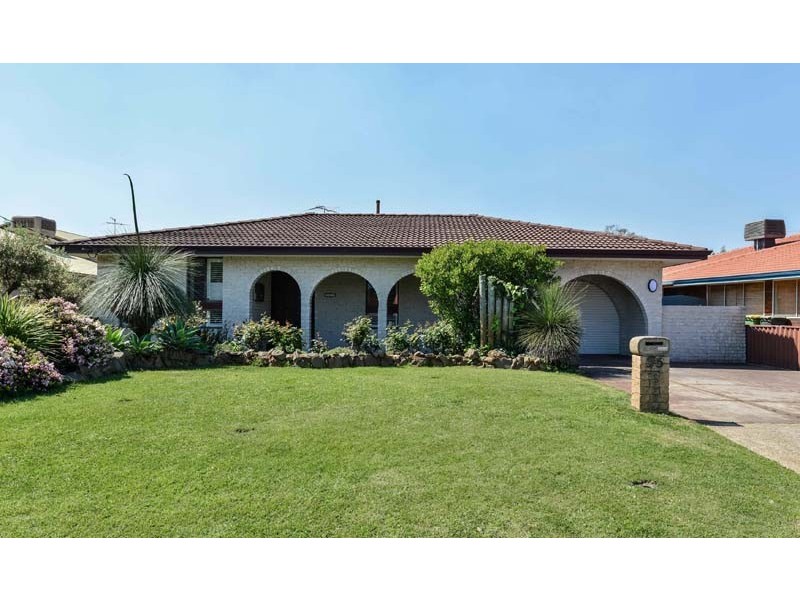 35 Leichhardt Street, Bull Creek WA 6149