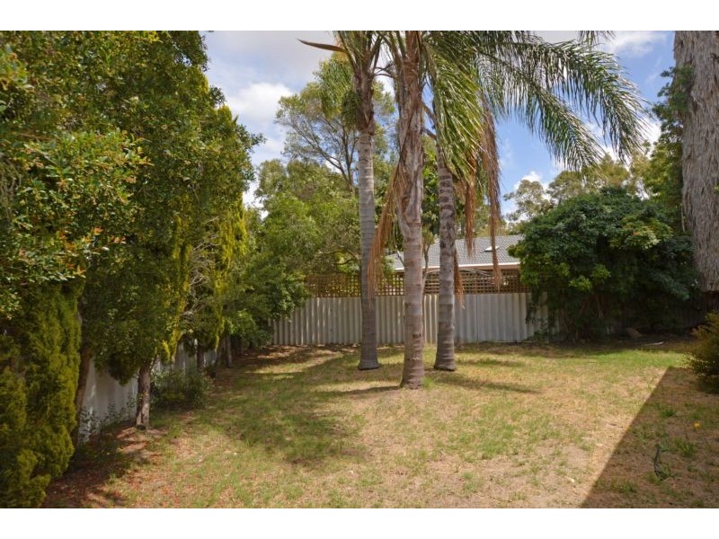 22a Chevalier Way, Thornlie WA 6108