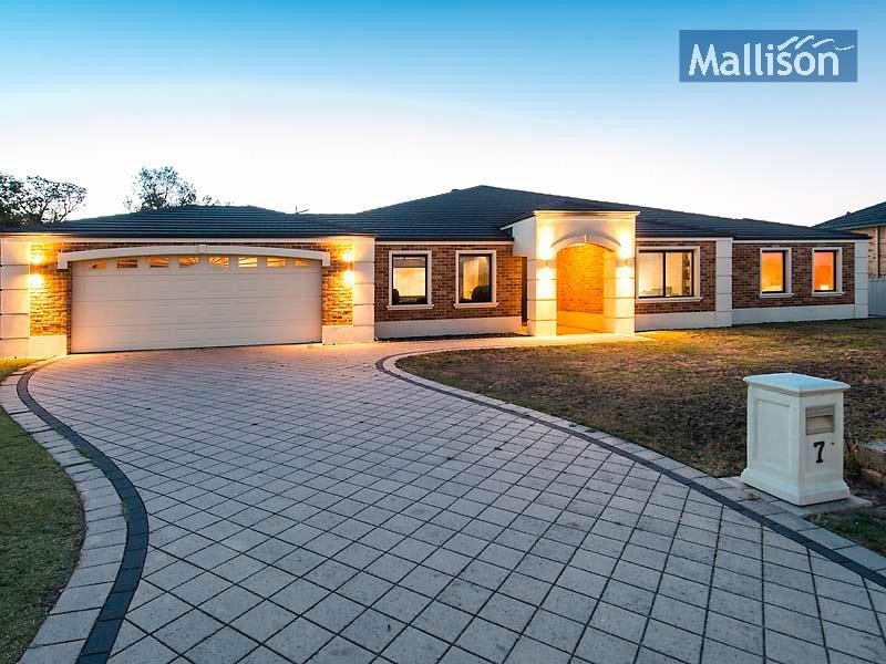 7 The Dell, Canning Vale WA 6155
