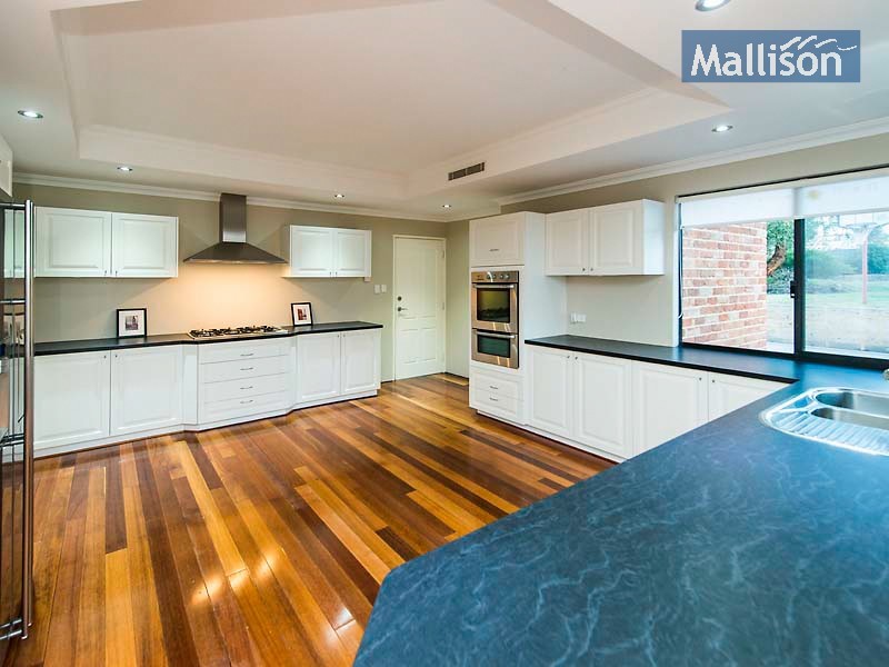 7 The Dell, Canning Vale WA 6155