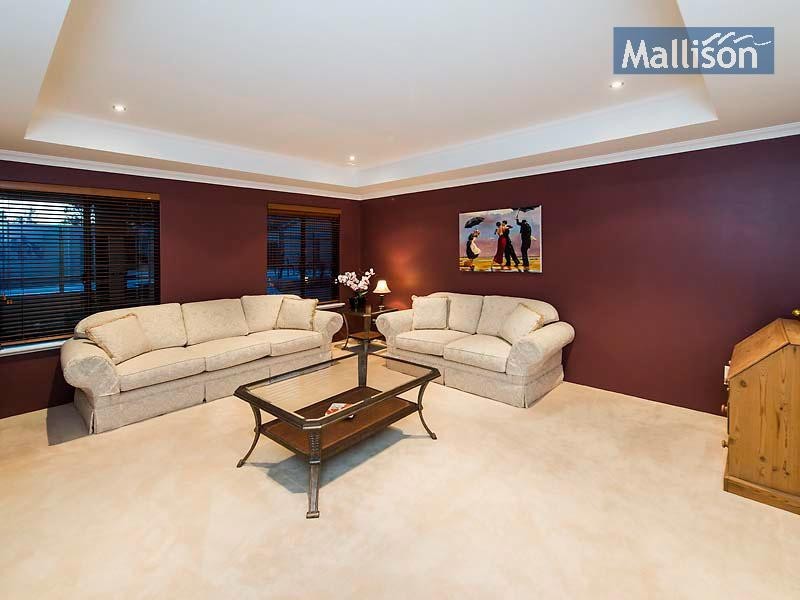 7 The Dell, Canning Vale WA 6155
