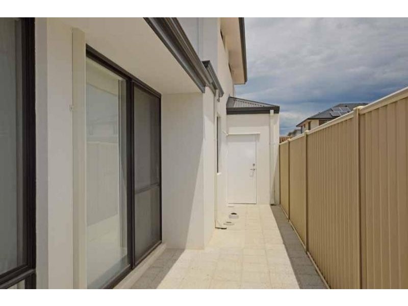 4 Anthus Corner, Waterford WA 6152