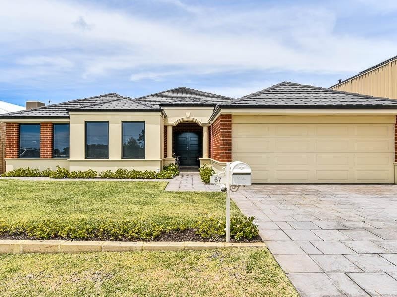 67 Peregrine Circle, Beeliar WA 6164