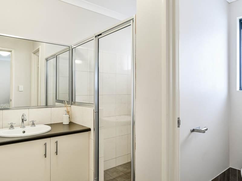 67 Peregrine Circle, Beeliar WA 6164