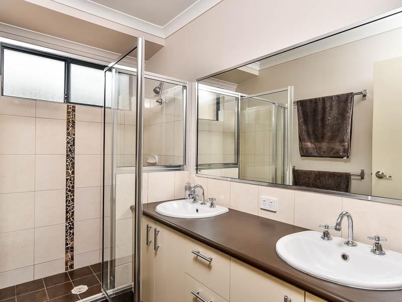 67 Peregrine Circle, Beeliar WA 6164