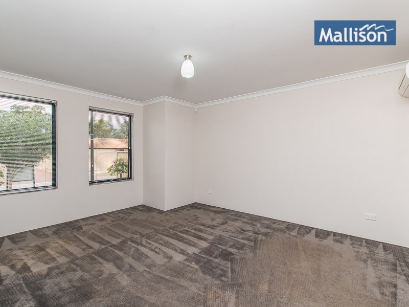 19 Dewsbury Drive, Bertram WA 6167