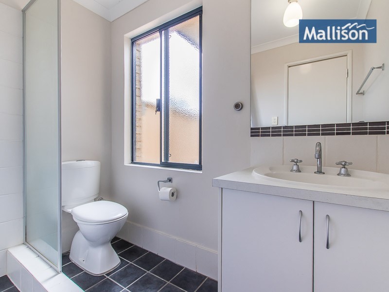 19 Dewsbury Drive, Bertram WA 6167