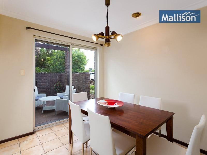 61 Endeavour Ave, Bull Creek WA 6149