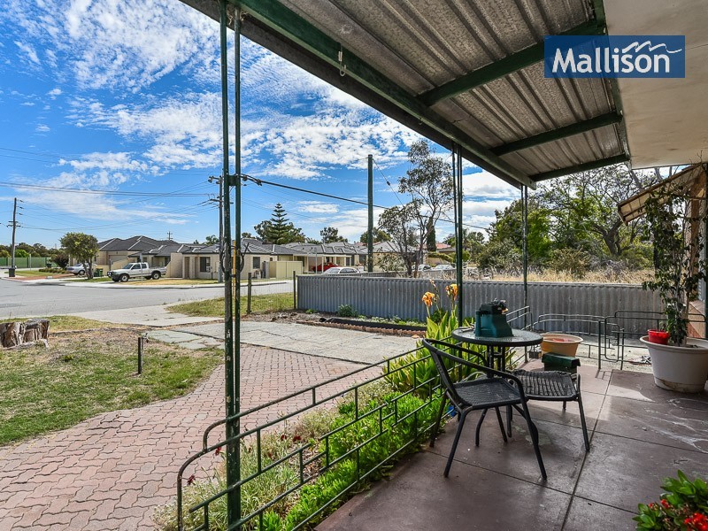 104 Spring Road, Thornlie WA 6108