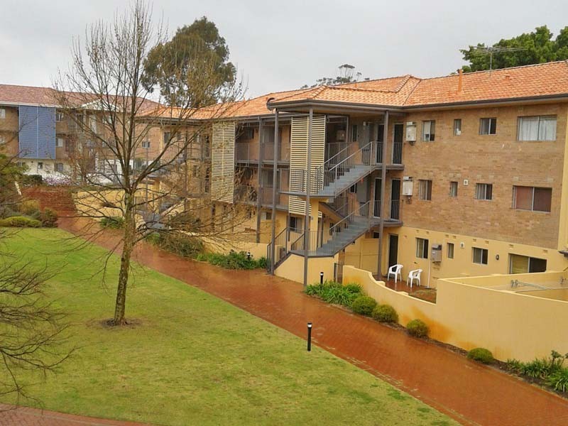 45/79 Waverley Road, Coolbellup WA 6163