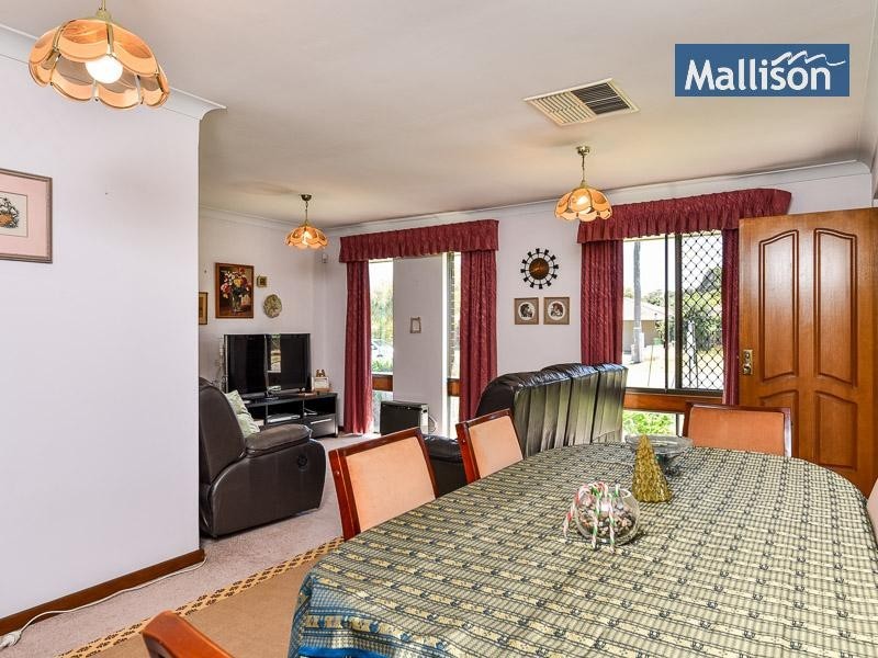 7 Levine Court, Thornlie WA 6108