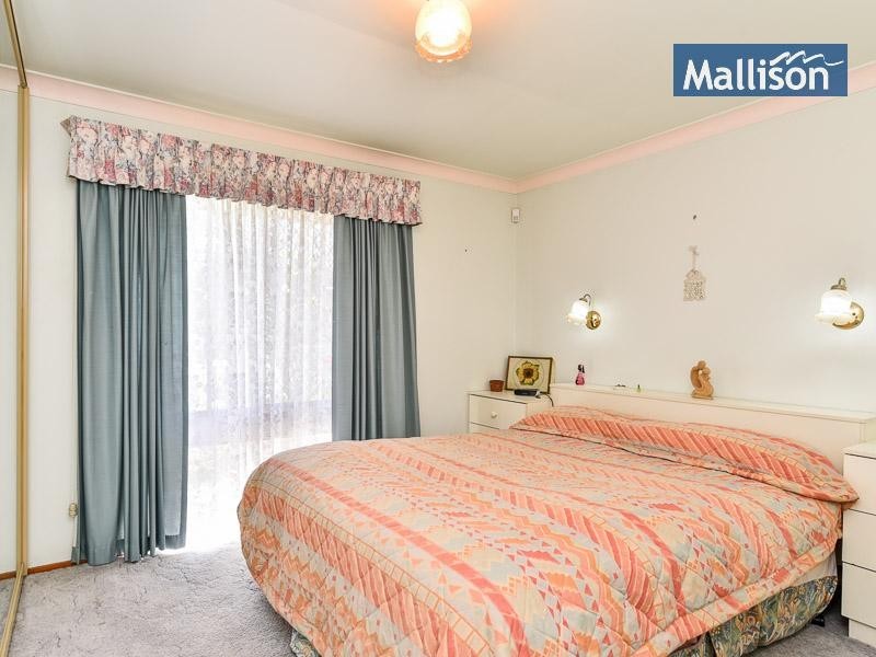 7 Levine Court, Thornlie WA 6108