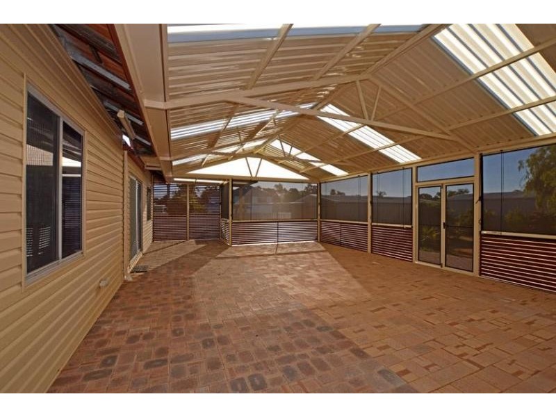 42 Jecks Street, Rockingham WA 6168