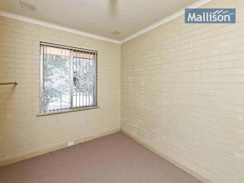 9/25 Manning Road, Como WA 6152