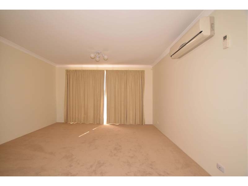 33 Treetop Circle, Canning Vale WA 6155