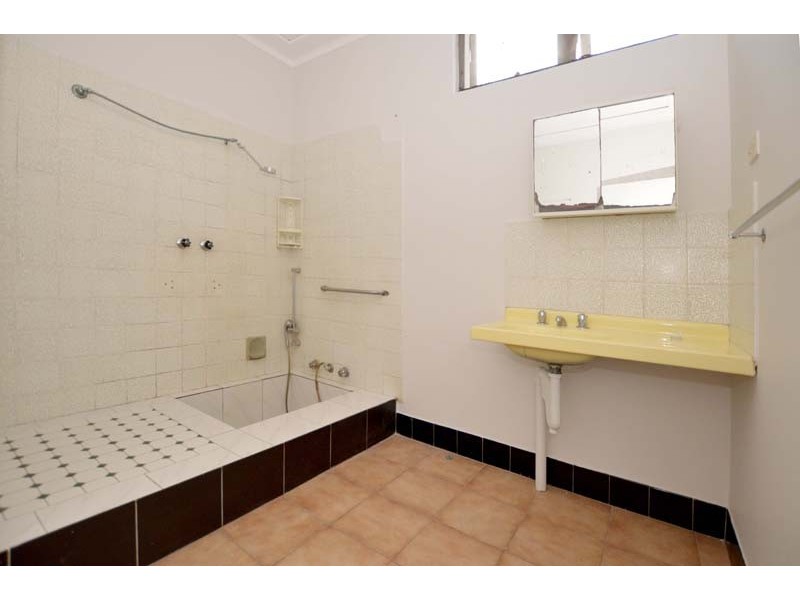 12 Gundill Street, Booragoon WA 6154