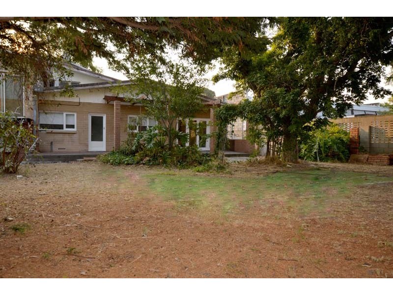 12 Gundill Street, Booragoon WA 6154