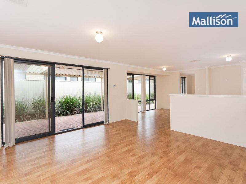 12 Napoleon Way, Bertram WA 6167