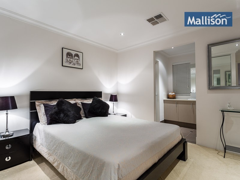 2 Labatt Gardens, Wandi WA 6167