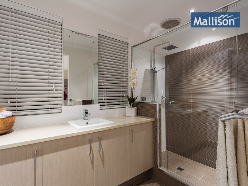 2 Labatt Gardens, Wandi WA 6167