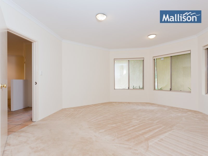 27 Hawkesbury Retreat, Atwell WA 6164