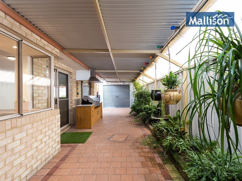 27 Hawkesbury Retreat, Atwell WA 6164