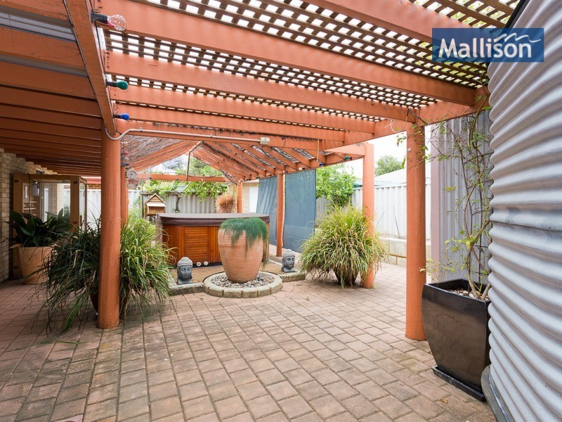 27 Hawkesbury Retreat, Atwell WA 6164