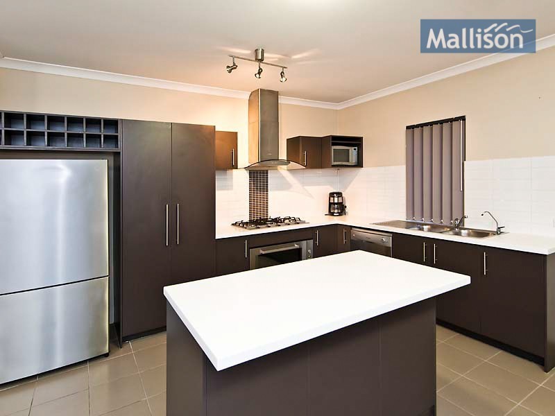 83 Canna Drive, Canning Vale WA 6155