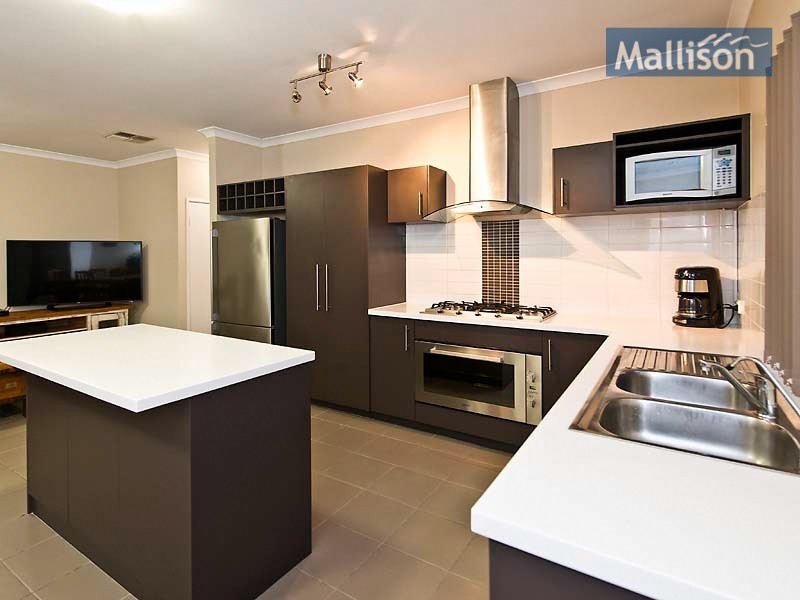 83 Canna Drive, Canning Vale WA 6155