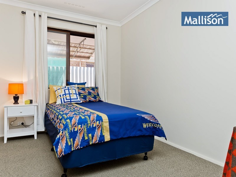 22 Nicholls Crescent, Bull Creek WA 6149