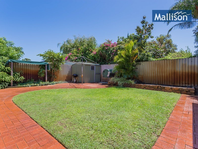 22 Nicholls Crescent, Bull Creek WA 6149