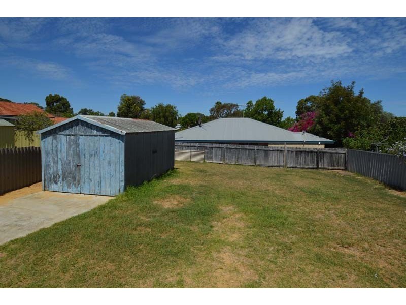 55 Winterfold Road, Hamilton Hill WA 6163