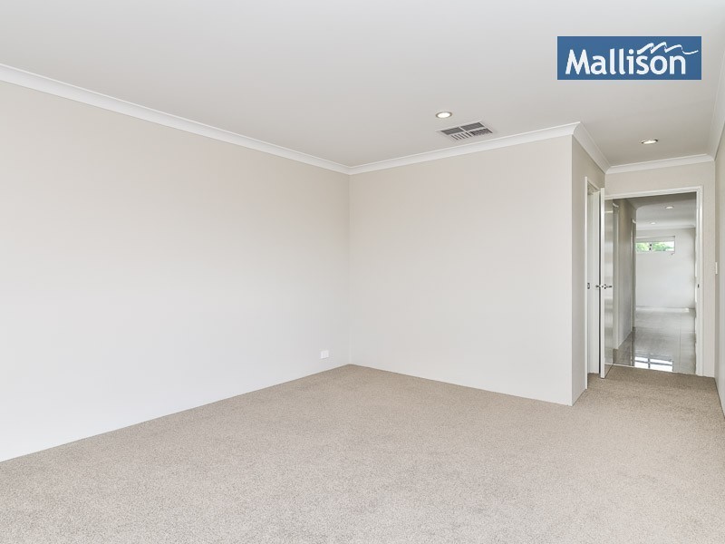 289c Grand Promenade, Dianella WA 6059