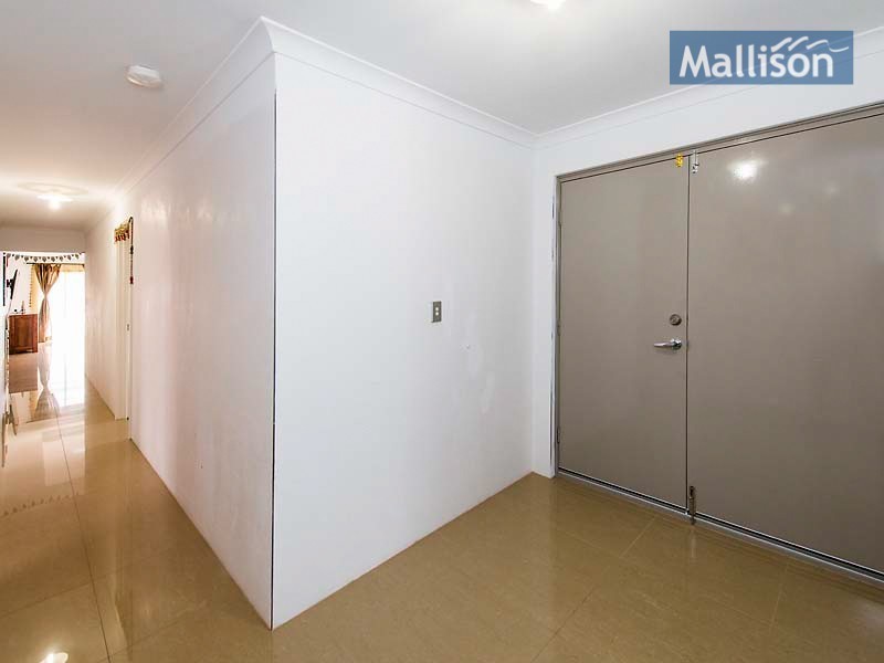 15 Flynn Street, Canning Vale WA 6155