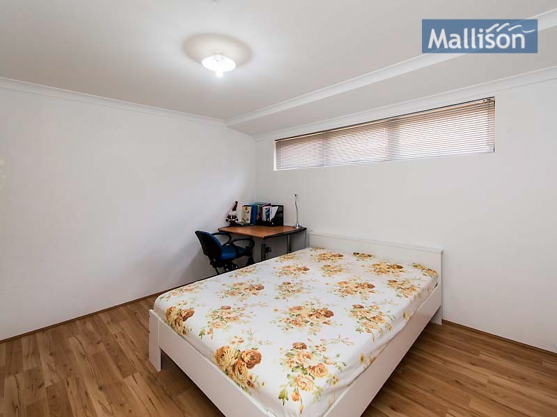 15 Flynn Street, Canning Vale WA 6155