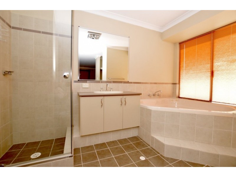 24 Nevis Lane, Canning Vale WA 6155