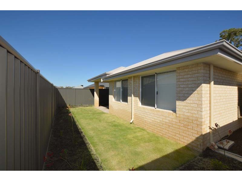 4 Vickers Road, Baldivis WA 6171