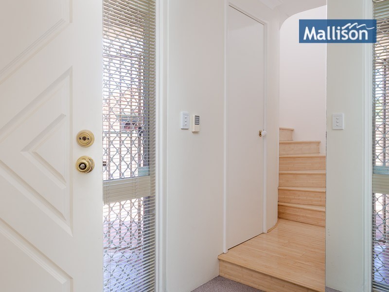 2/7 Leonard Street, Victoria Park WA 6100