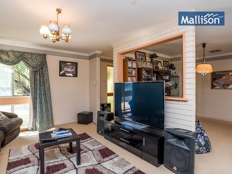 19 Coronet Court, Thornlie WA 6108