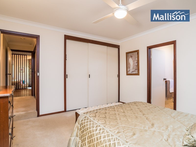 49 Nicholls Crescent, Bull Creek WA 6149