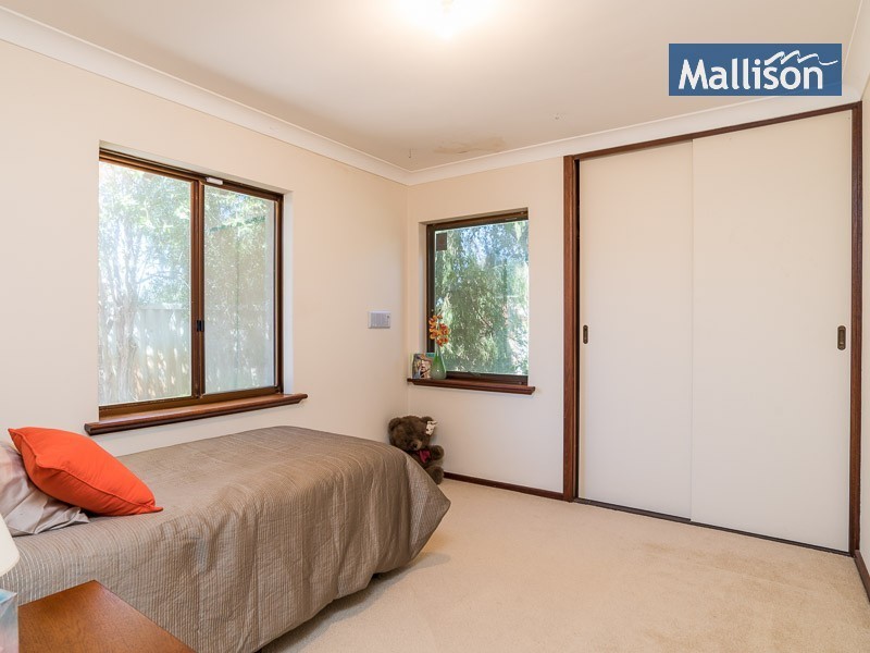 49 Nicholls Crescent, Bull Creek WA 6149